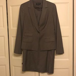 Women’s dress suit